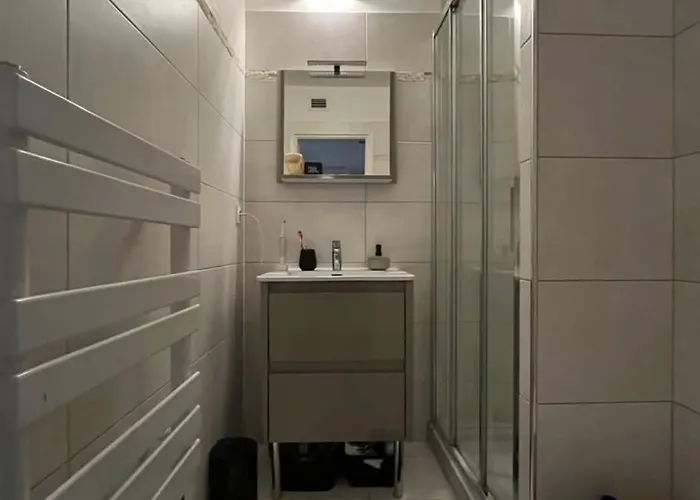 Διαμέρισμα Meuble, Les Tambourins *